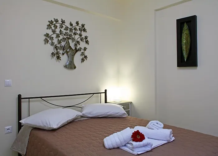 アパートホテル Niriides