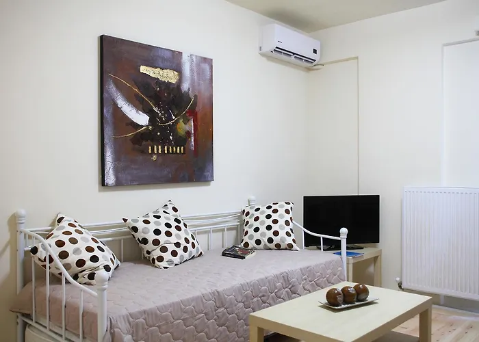 アパートホテル Niriides Lefkáda