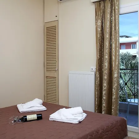 Niriides Apartmanhotel 3*