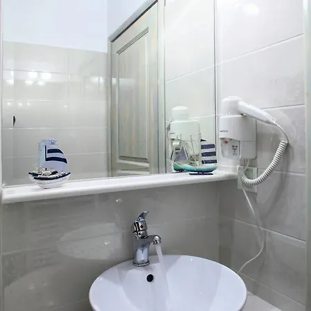 Niriides Apartmanhotel 3*